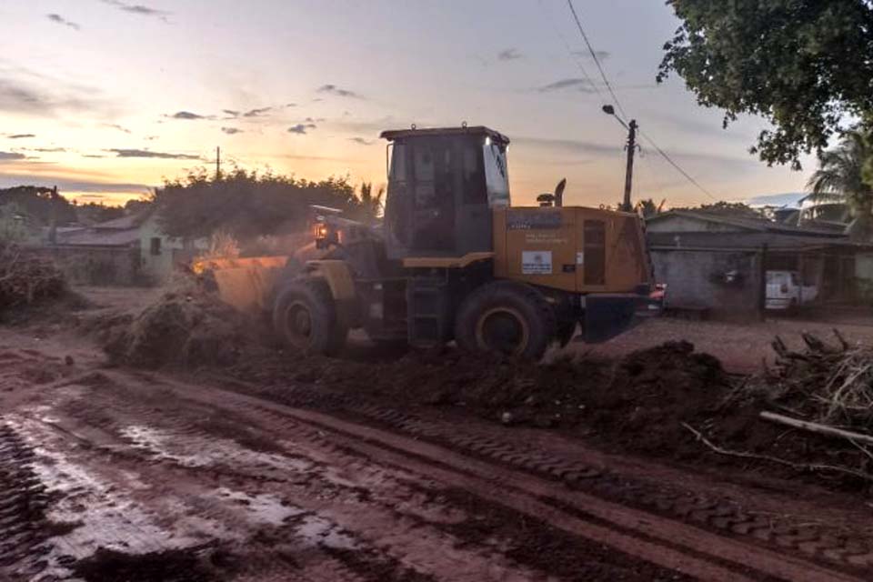 Secretaria Municipal de Obras e Serviços Públicos anuncia limpeza e patrolamento das ruas do Bairro São Cristóvão