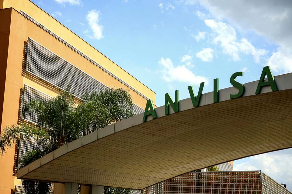 Covid-19: Anvisa divulga novas orientações para farmácias e drogarias