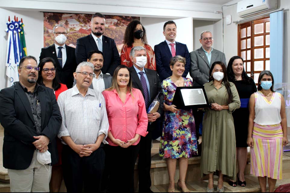 Presidente do Tribunal de Justiça participa de entrega de selo da OAB aos cursos de Direito da Unir 