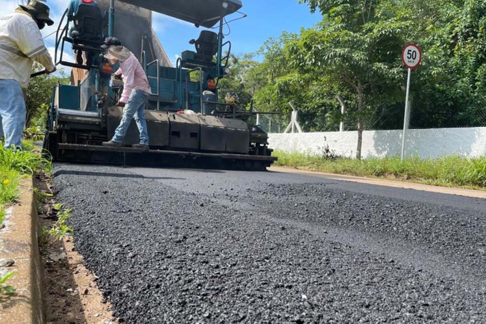 Obras em mais 12 bairros da capital são iniciadas;trabalhos avançam para dar mais qualidade de vida aos moradores