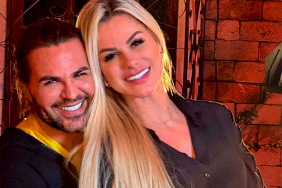 Eduardo Costa impede a namorada de ver os filhos, diz ex-marido