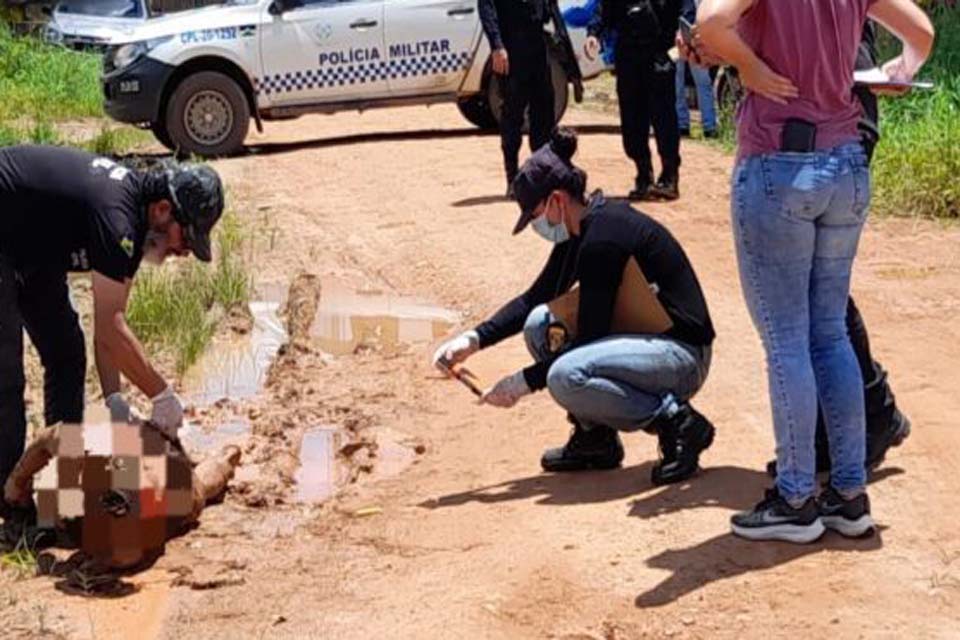 Homem morto com mais de 20 facadas é achado dentro de saco plástico