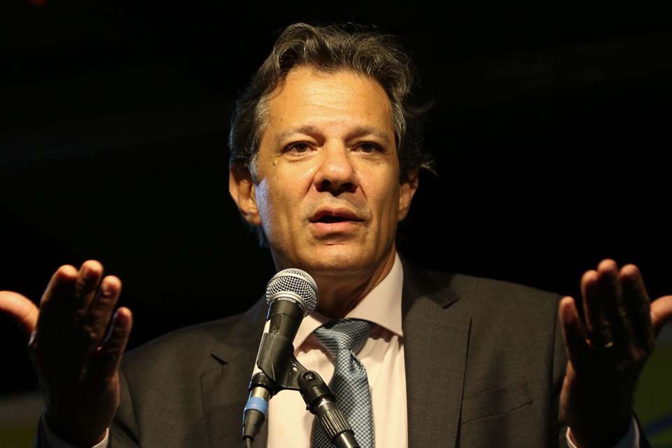 Haddad promete novo arcabouço fiscal para primeiro semestre