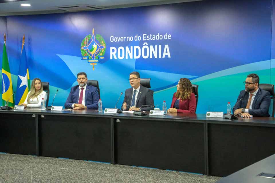 Governador de Rondônia, Marcos Rocha empossa o novo procurador-geral do Estado