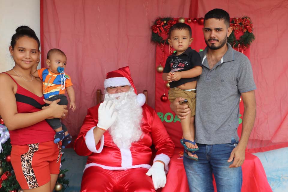 Programa Criança Feliz realiza entrega de lembranças de natal aos beneficiários