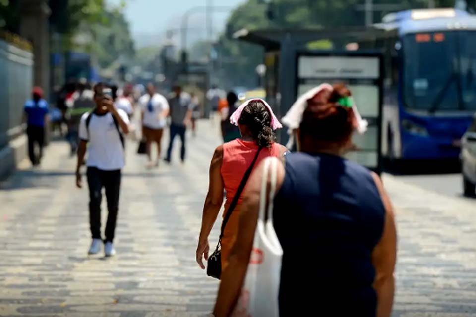 Entenda o nível 4 de calor e como se proteger da alta temperatura