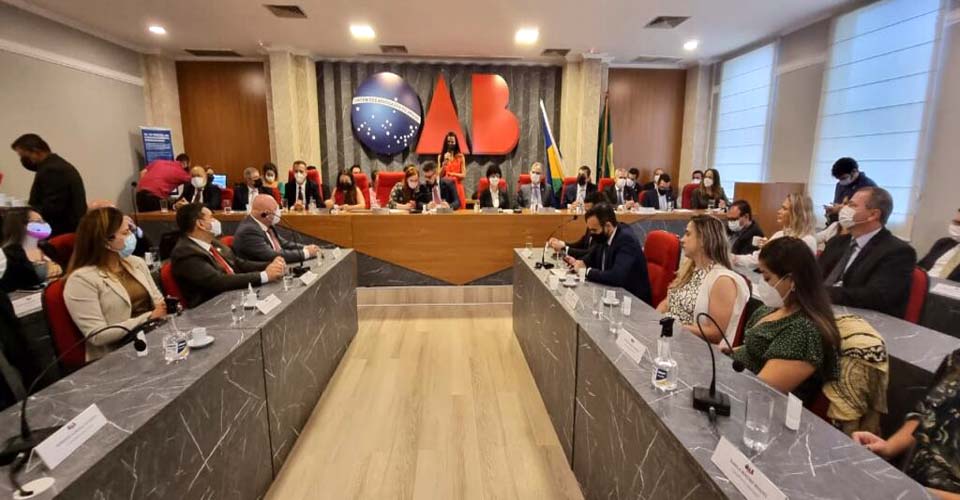 OAB-RO realiza primeira sessão do Conselho Seccional com homenagens e jubilamento