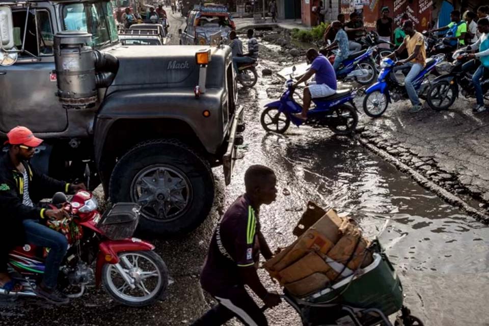 Secretário-geral das Nações Unidas quer medidas urgentes para travar piora da violência no Haiti