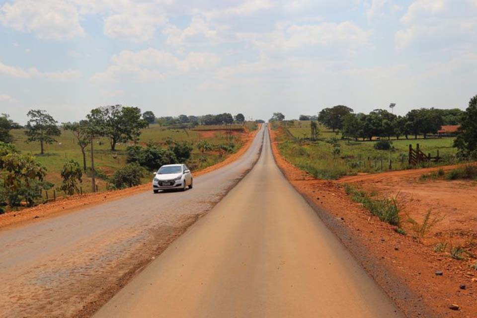 Rodovia do Boi recebe infraestrutura de pavimentação asfáltica