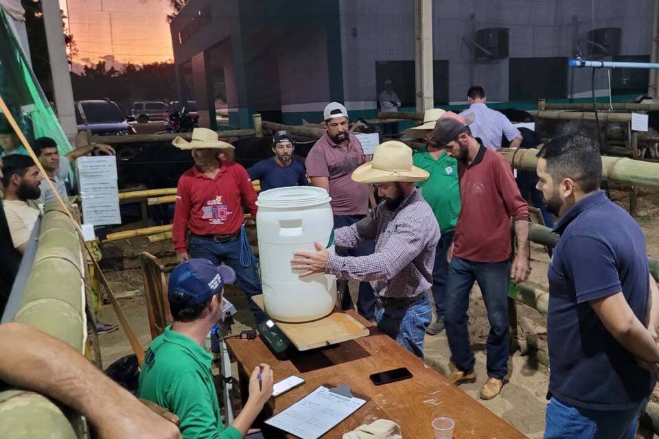 Concurso Leiteiro no município promove setor e incentiva pequenos produtores da região