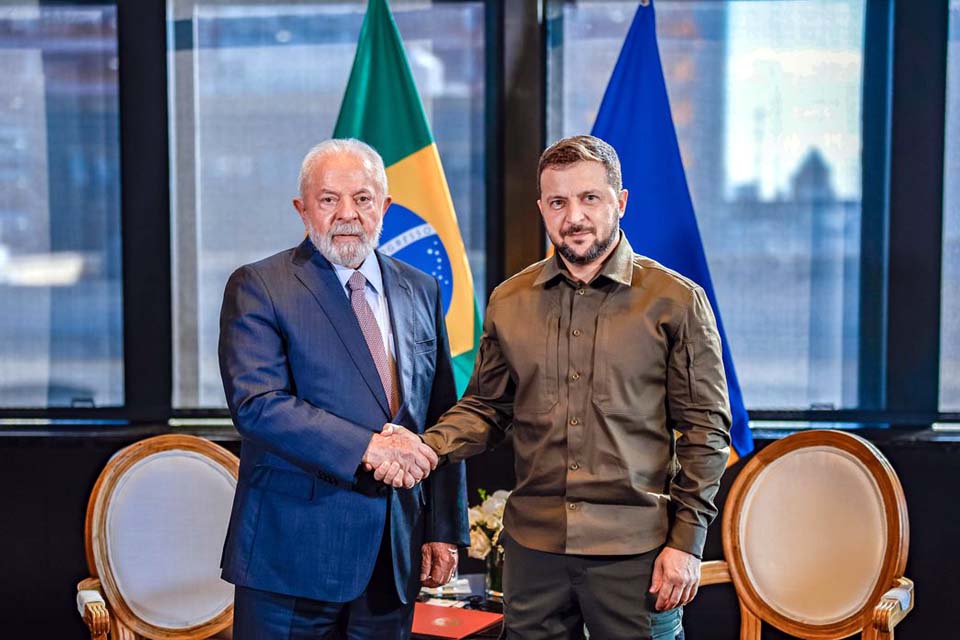 Lula e Zelensky tiveram 