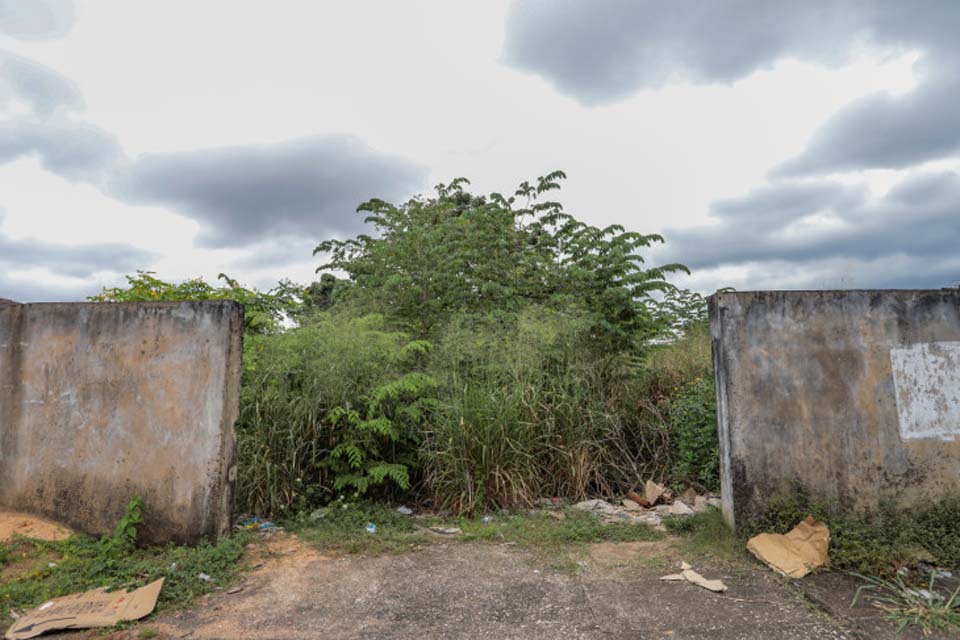 Prefeitura intensifica ações contra proprietários de terrenos baldios em Porto Velho