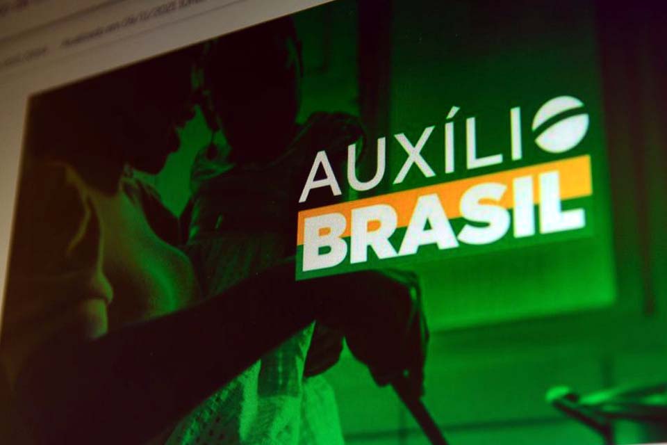 Auxílio Brasil é pago hoje a beneficiários com Número de Inscrição Social de final 3