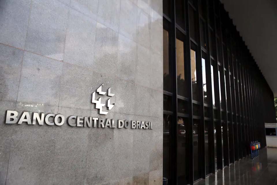 Banco Central alerta contra falso aplicativo de verificação de valores a receber