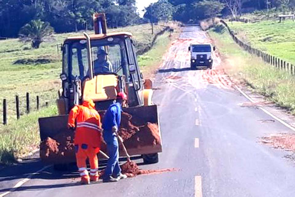 Trecho da Rodovia 370 é recuperado entre Colorado do Oeste e Cabixi