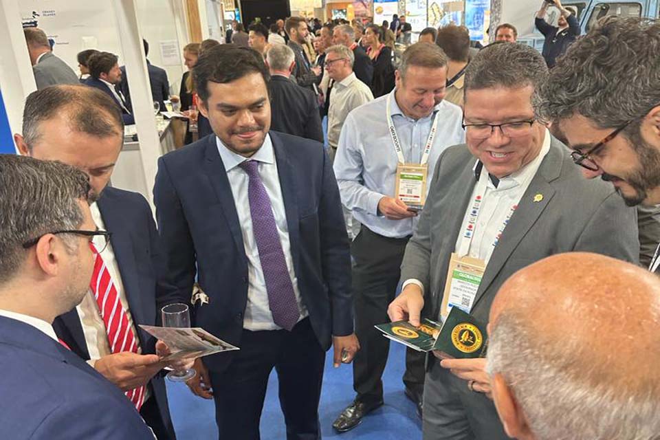 Governador Marcos Rocha participa da maior feira de pescado do mundo em Barcelona, na Espanha