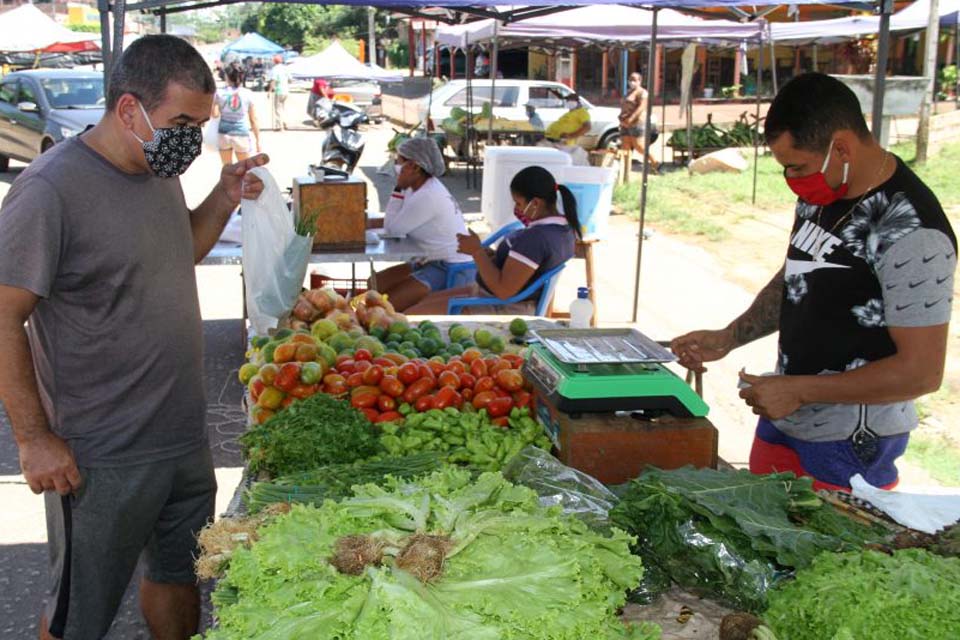 Produtores rurais realizam entrega de produtos alimentícios ao Programa de Aquisição de Alimentos Federal