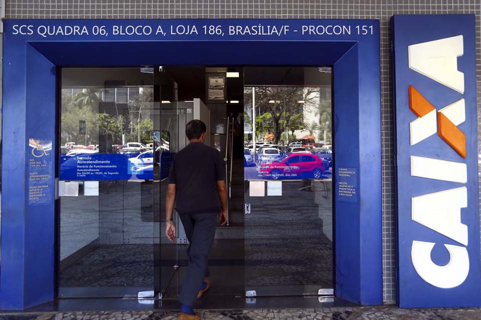 Nascidos em novembro podem sacar auxílio emergencial a partir de hoje