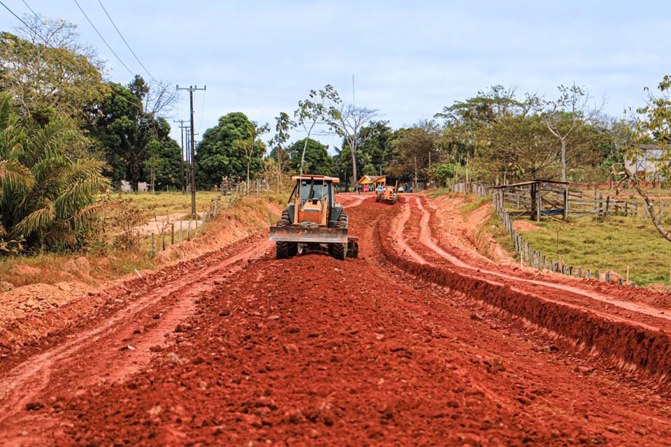 Base pronta para a pavimentação da Linha Itapirema