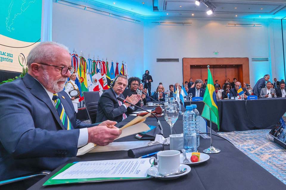 Cúpula da Celac termina com destaque para volta do Brasil ao bloco