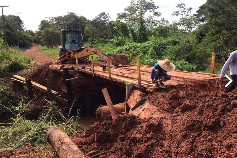 Prefeitura intensifica trabalhos de construção e reforma de pontes na área urbana