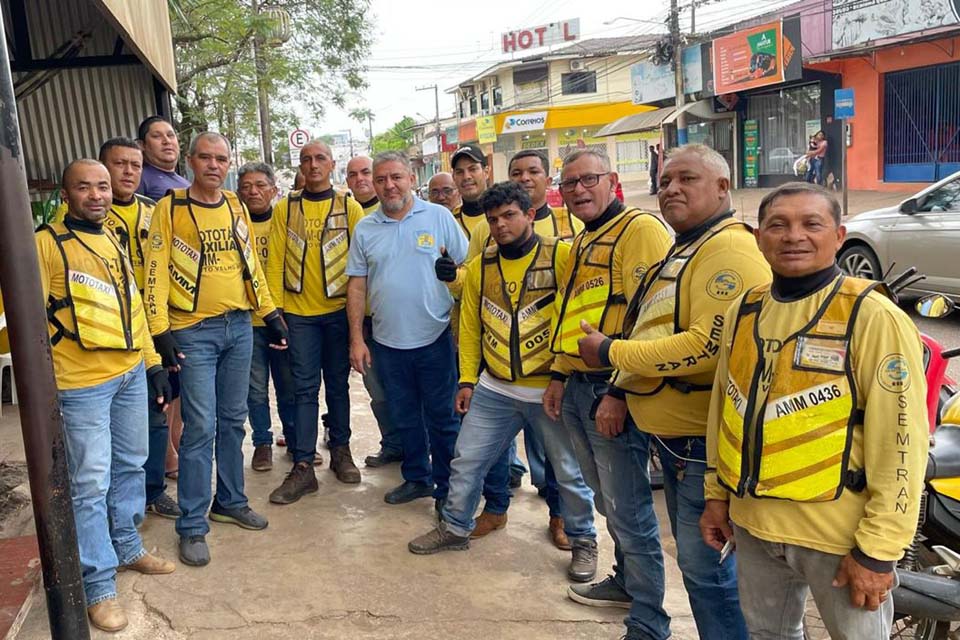 Fogaça reúne-se com mototaxistas e debate projetos de melhorias para a categoria