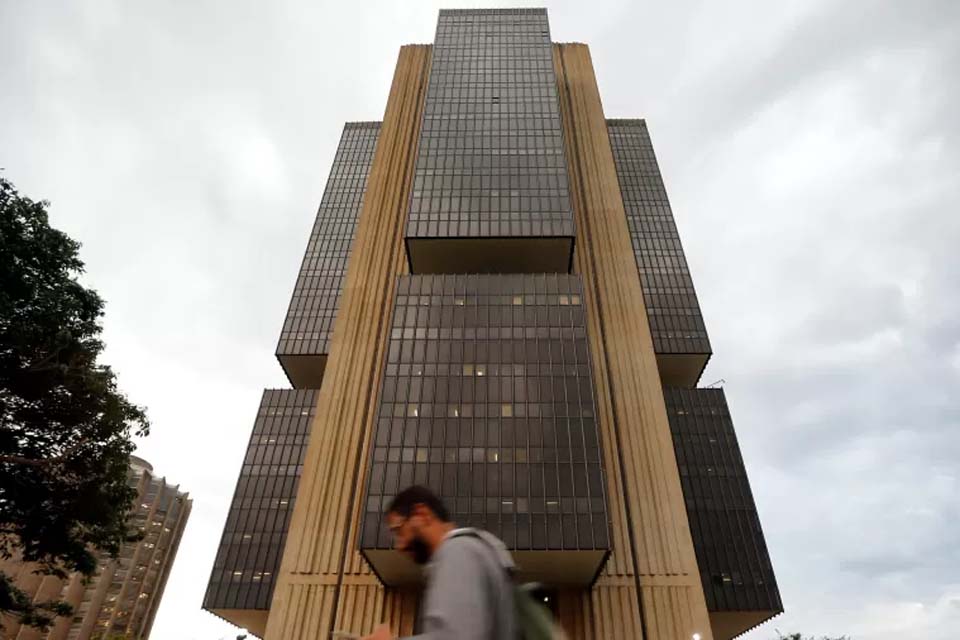 Paralisação de servidores do Banco Central afeta manutenção de sistemas, como o Pix