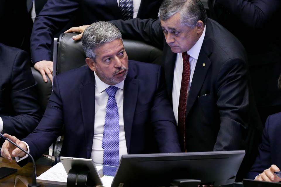 Votação do marco fiscal é concluída na Câmara e texto vai ao Senado