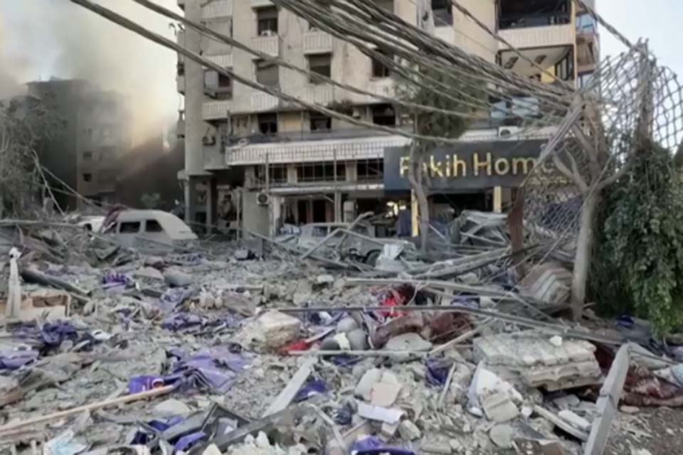 Ajuda humanitária que Israel deixa entrar em Gaza continua insuficiente