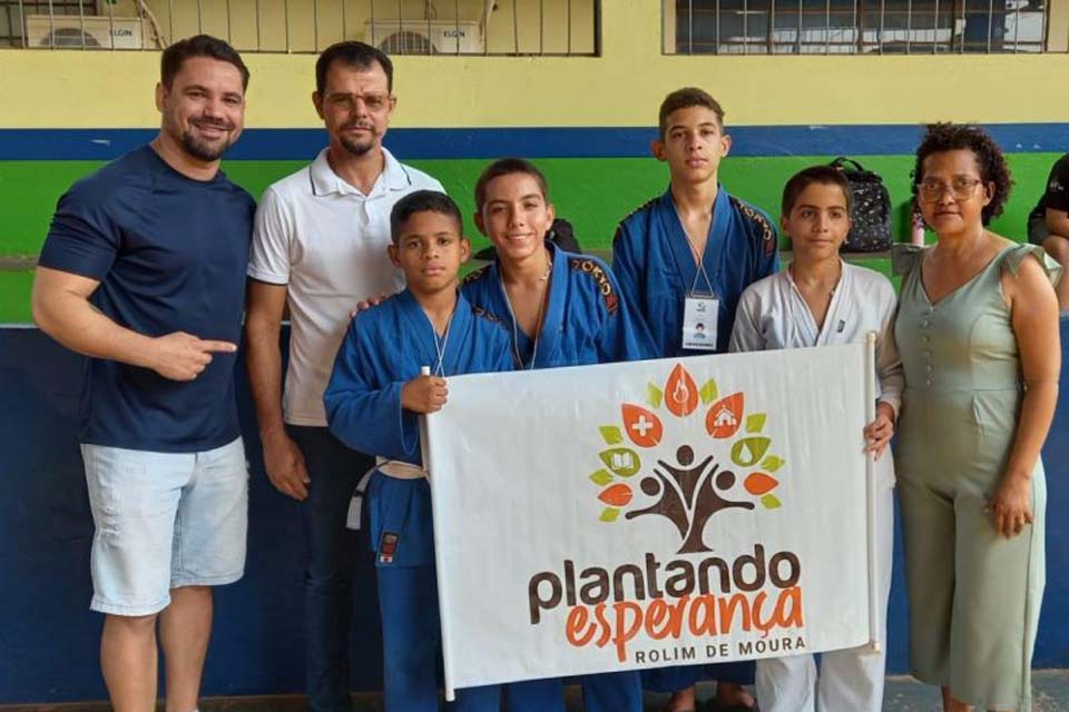 Alunos do Projeto Plantando Esperança Rolim de Moura, ganham a Fase Regional do JOER 2024