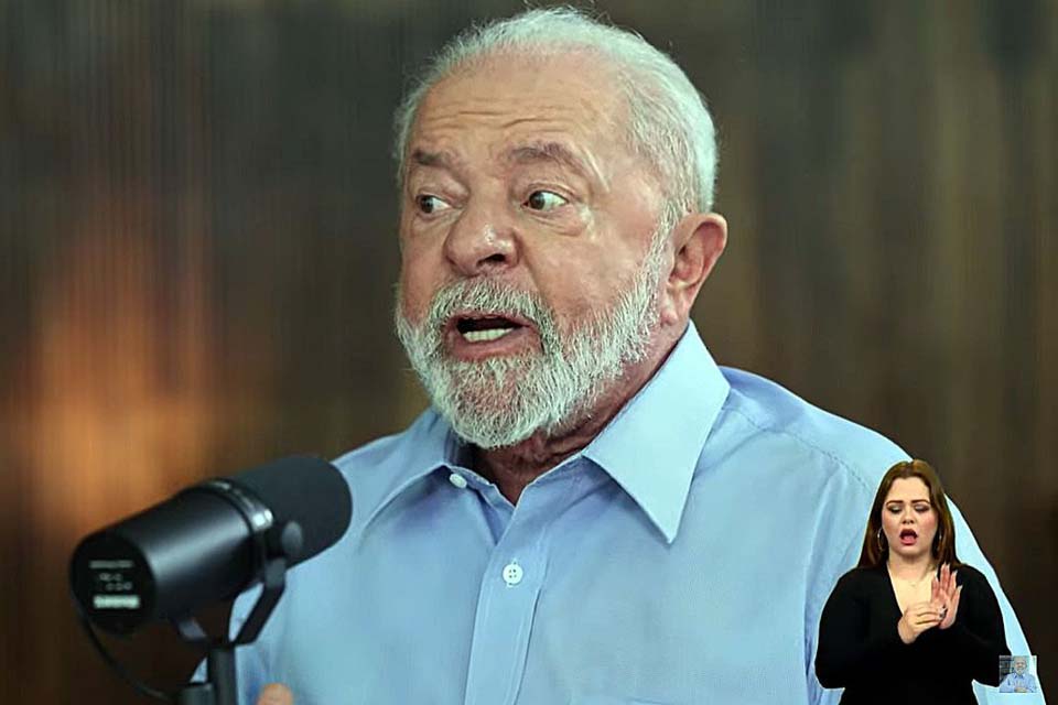 Estou extremamente satisfeito, diz Lula sobre seis meses de governo