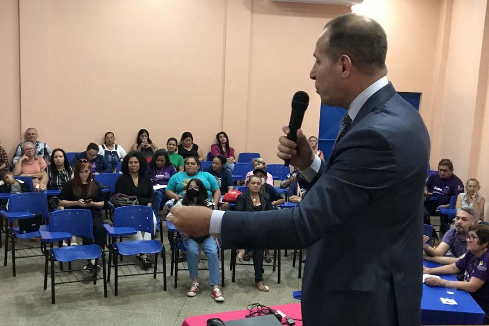 Biblioteca Viveiro das Letras realiza evento voltado para a garantia dos direitos da pessoa idosa