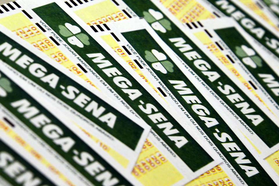 Mega-Sena sorteia nesta quarta-feira prêmio estimado em R$ 14 milhões