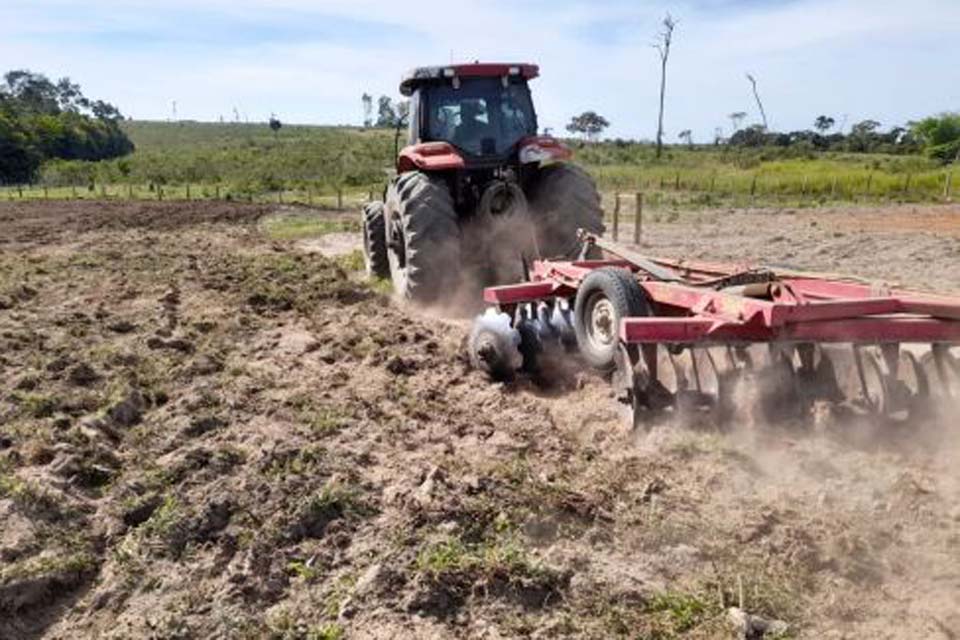 Semagri conclui mais uma etapa do programa Porteira Adentro na Associação Flor da Serra