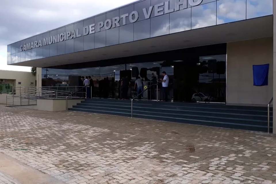 Câmara de Porto Velho apresenta projeto e prefeito sanciona dispositivo que autoriza multa de R$ 80 para quem sair sem máscara durante a pandemia na Capital