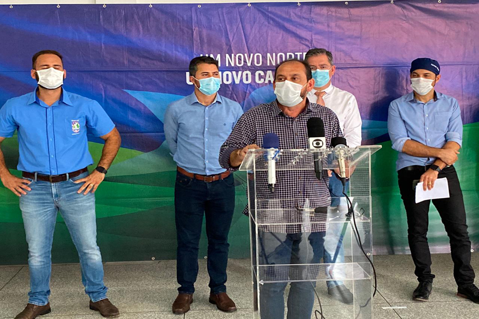 Presidente Laerte Gomes prestigia inauguração de leitos de UTI no Hospital Municipal 