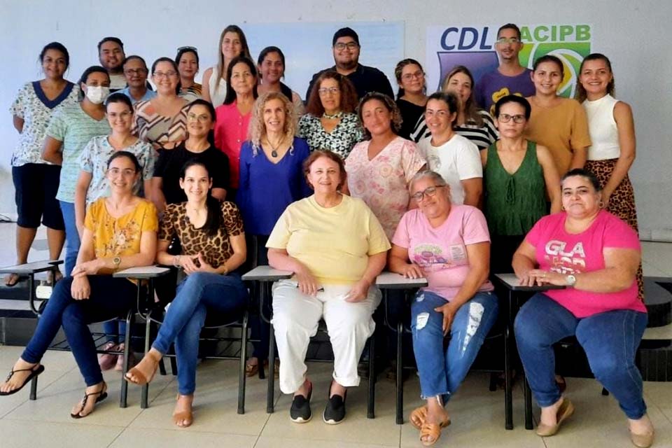 Equipes da saúde participam de roda de conversa relacionada ao combate à Turbeculose