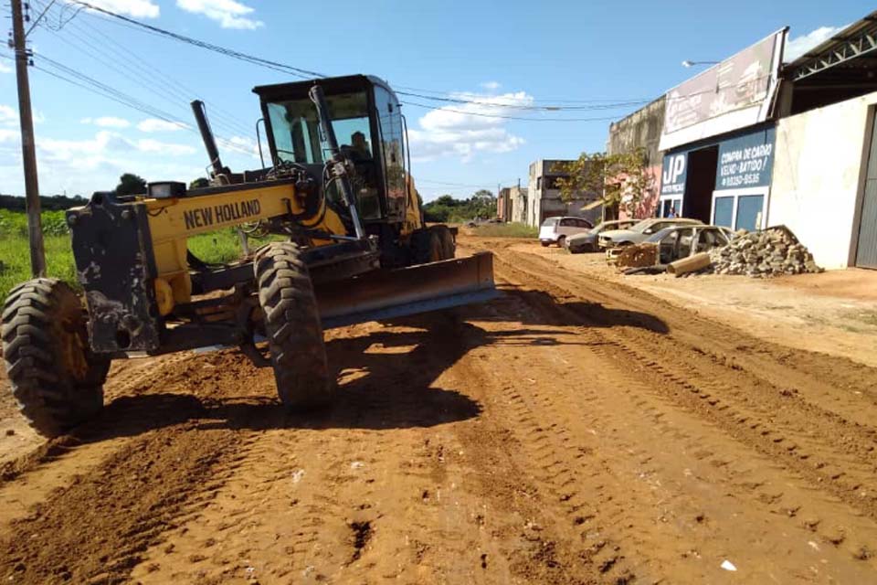 Prefeitura patrola cerca de 25 km de ruas e estradas em sete dias