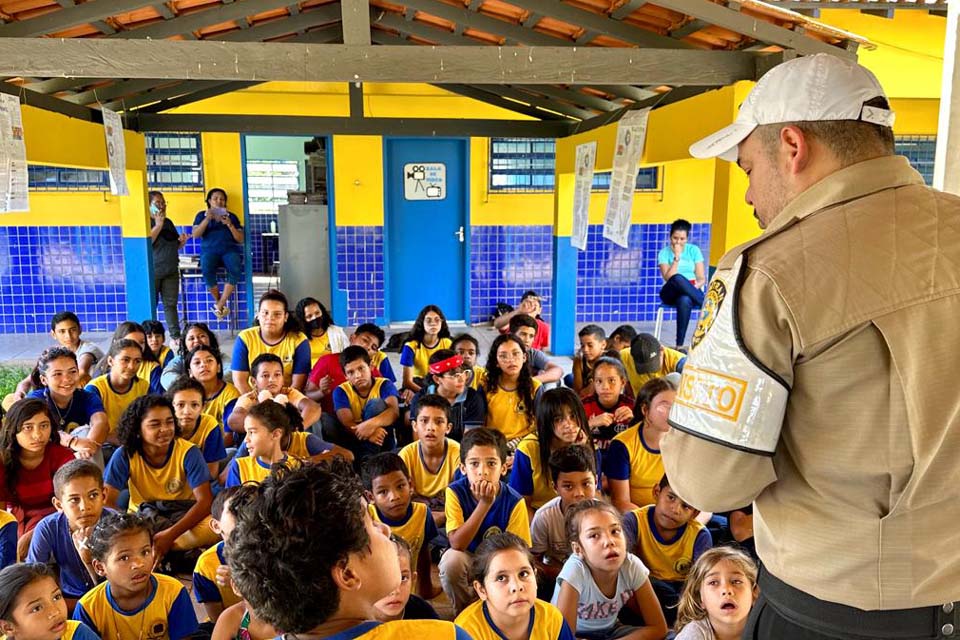 Palestras educativas sobre o trânsito chegam à Escola José de Freitas, no assentamento Joana d’Arc