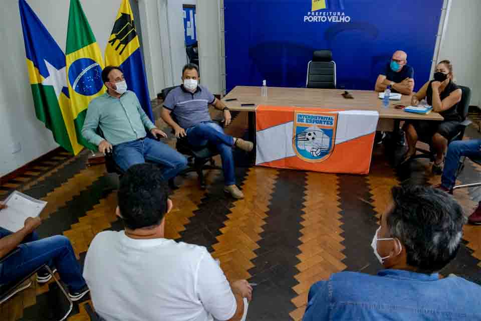 Torneio Interdistrital de Esporte 2022 é apresentado a administradores dos distritos de Porto Velho