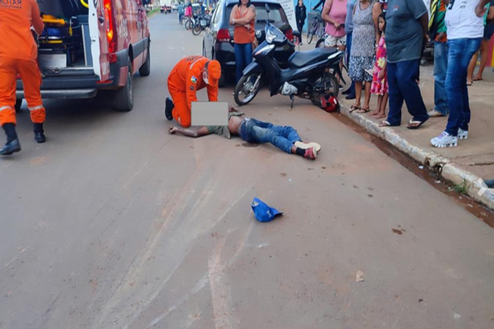 Motociclista fica desacordado após atingir ciclista em Vilhena