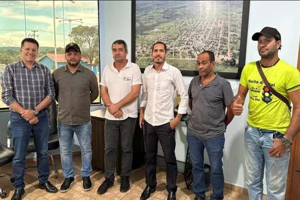  Deputado Edevaldo Neves visita municípios da Zona da Mata para conversar com a população e lideranças políticas