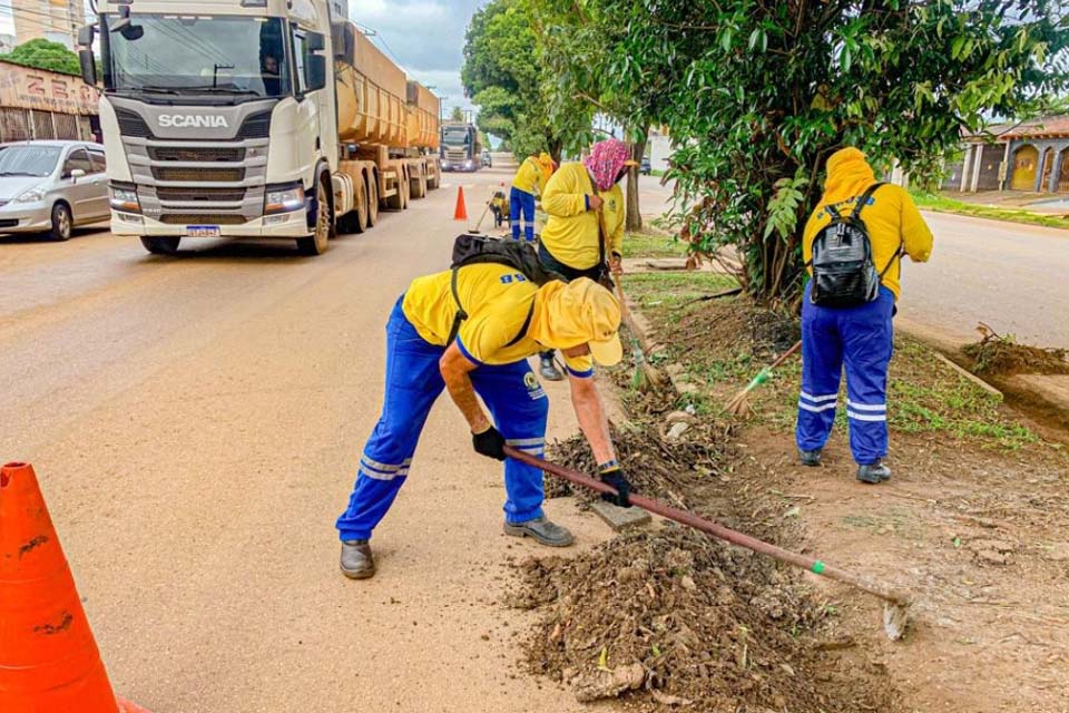 Prefeitura de Porto Velho segue intensificando os serviços de limpeza da cidade