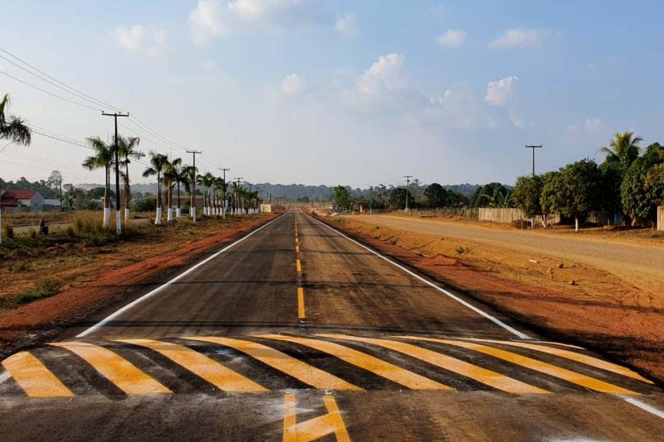 Força-tarefa para sinalização do perímetro urbano do município é finalizada pelo DER