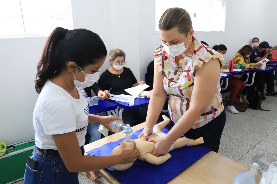 Em Porto Velho, enfermeiros e técnicos participam de curso de Reanimação Cardiopulmonar