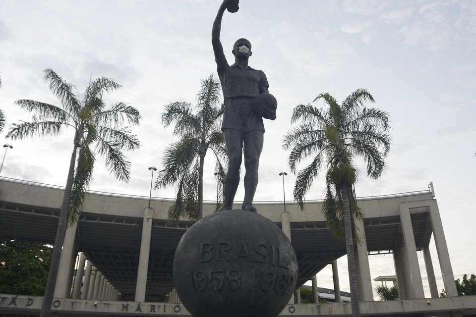 Clubes assinam nota pelo retorno do futebol, exceto Flu e Botafogo