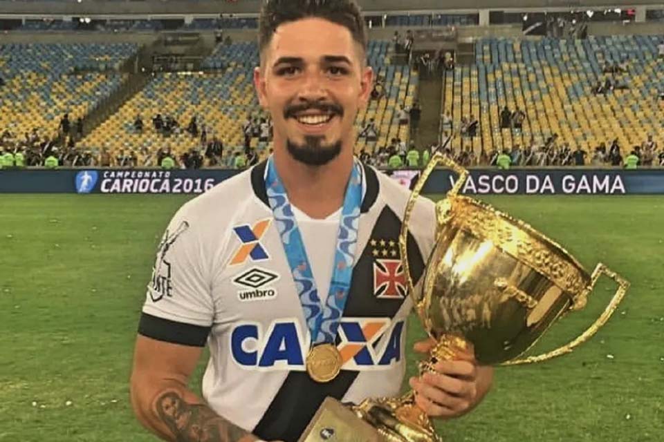 Ex-jogador do Vasco morre em acidente na Avenida Brasil