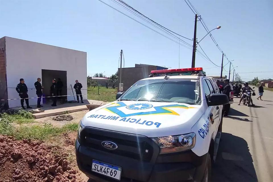 Pedreiro é executado a tiros por dupla de moto na zona leste