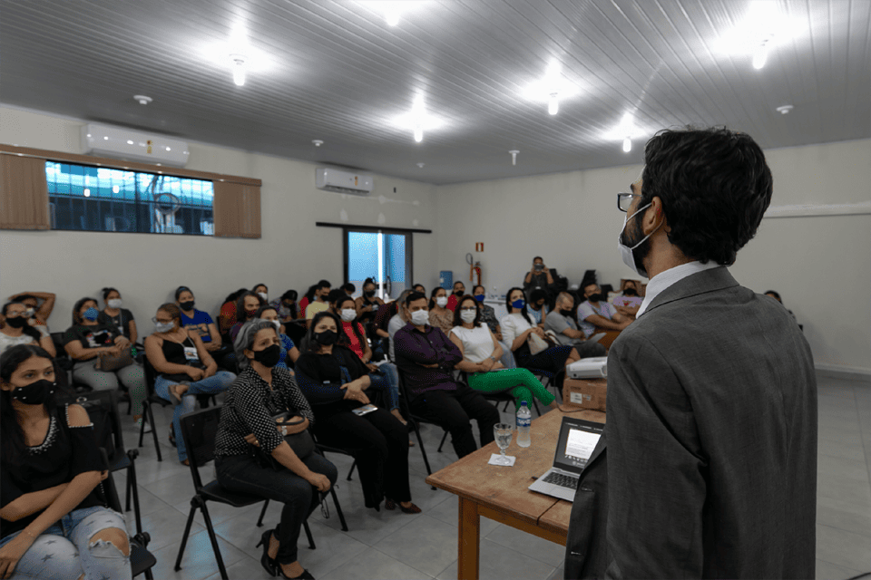 Secretaria Municipal de Assistência Social promove palestra sobre o trabalho infantil