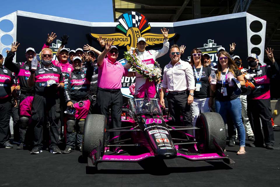 Campeão da Indy 500 pela 4ª vez, Castroneves já pensa na próxima